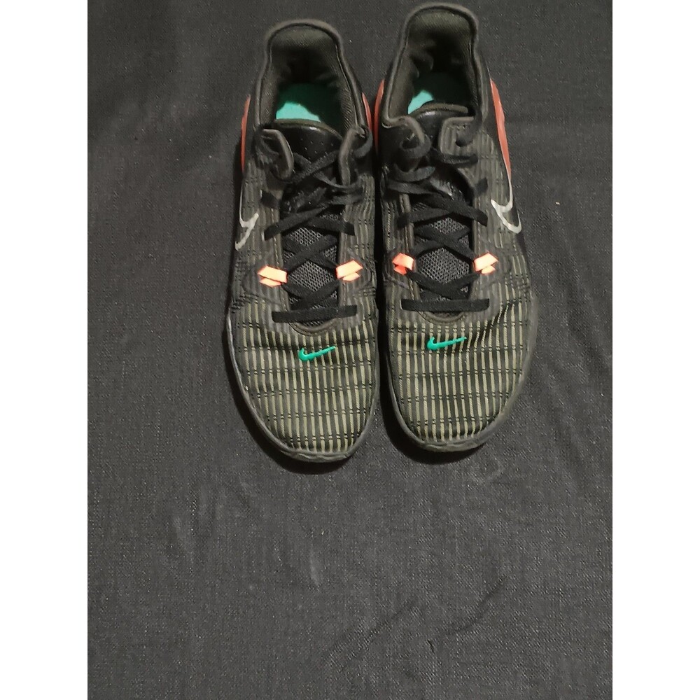 Nike LeBron witness 6